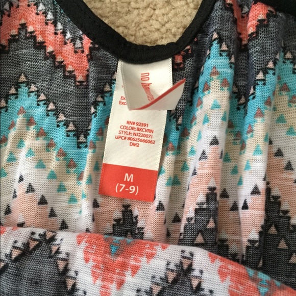 Printed Chevron Tee- Size M - Picture 3 of 4